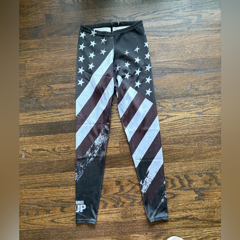Stylish USA Black and White Patterned Leggings